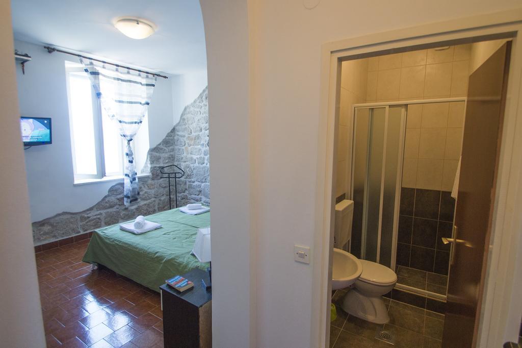 Posejdon Apartments กอร์จูลา ภายนอก รูปภาพ